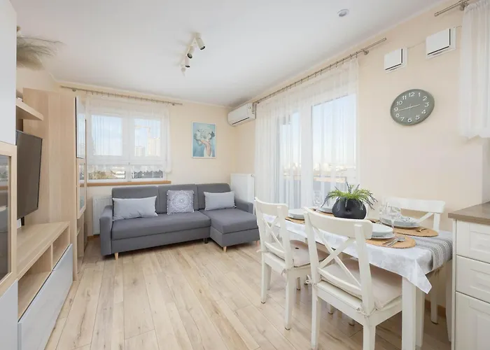 Sloneczny Apartament Z Pieknym Widokiem Klimatyzacja Noclegi Renters