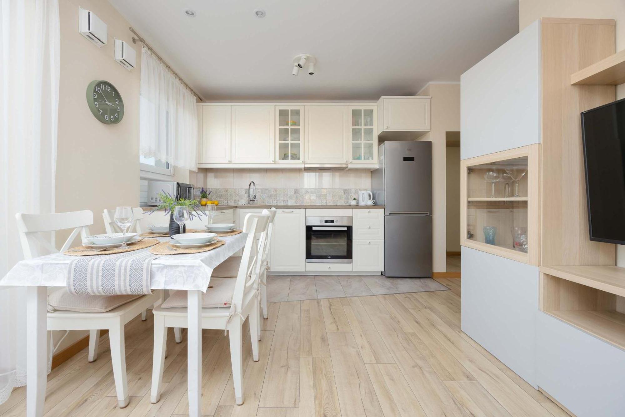 Sloneczny Z Pieknym Widokiem Klimatyzacja Renters Apartament Warszawa